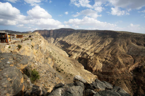 Jabal-Akhdar-Exterior-Cliff-02